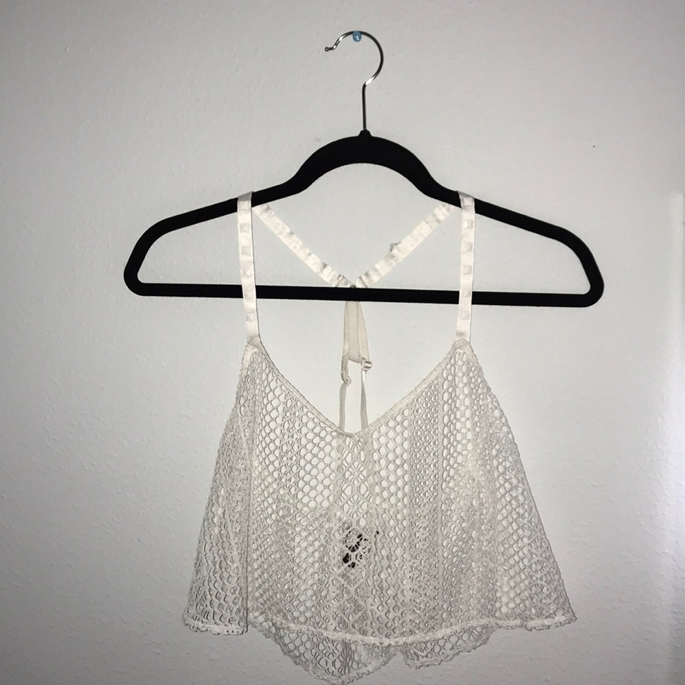 💙3/$20 VS mesh crop🖤